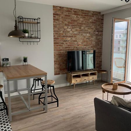 オルシュティンApartament Przystan Calamoアパートメント エクステリア 写真